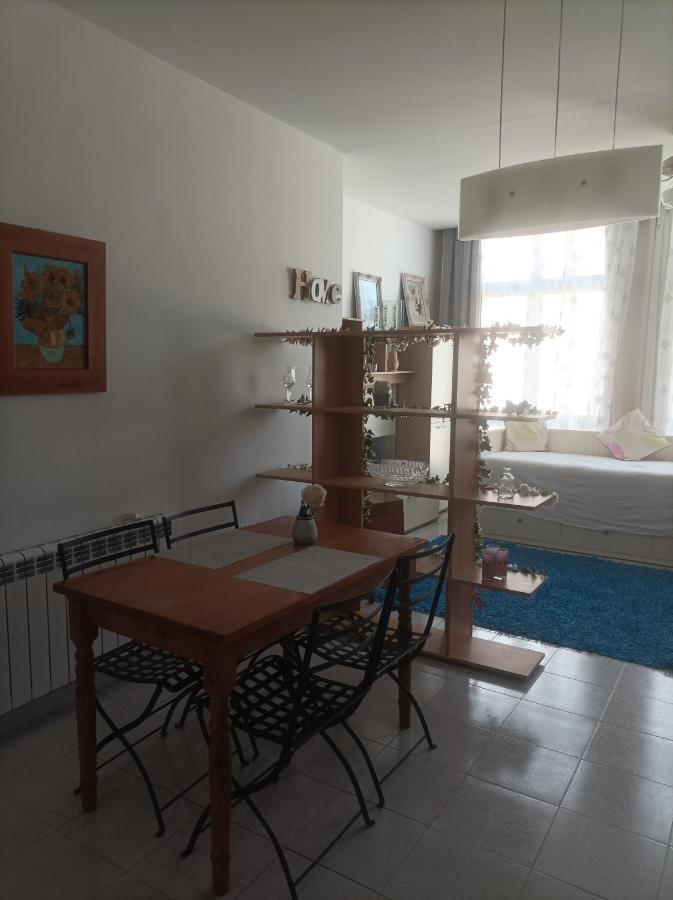 Apartamento Luminoso En Ель-Астільєро Екстер'єр фото