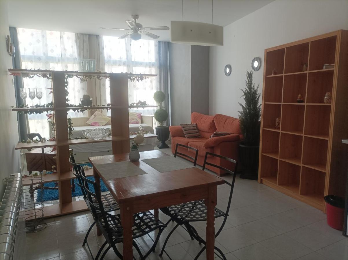 Apartamento Luminoso En Ель-Астільєро Екстер'єр фото